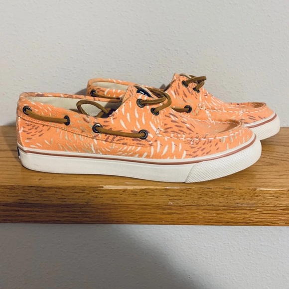 Women’s sperrys - Picture 2 of 2